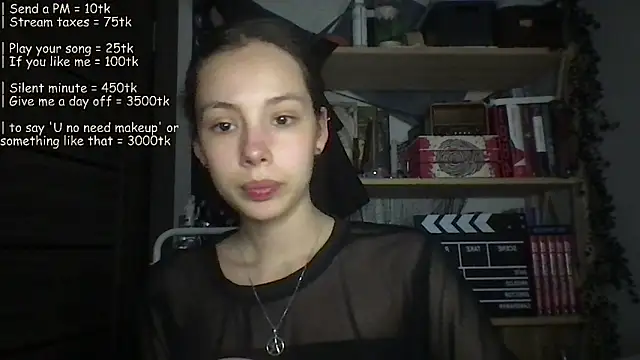 Yuna5343 online show from 06-20-26, 07:52