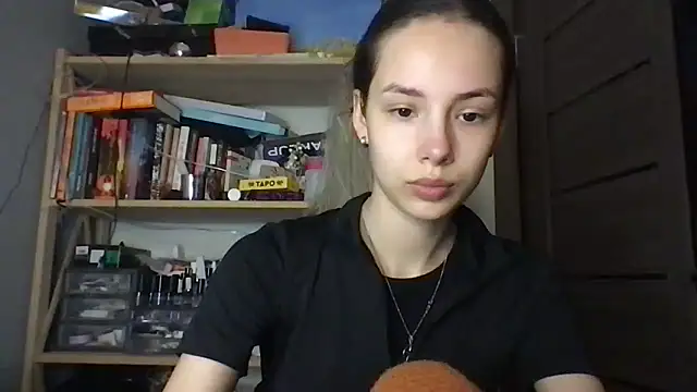 Yuna5343 online show from 12-04-25, 08:19