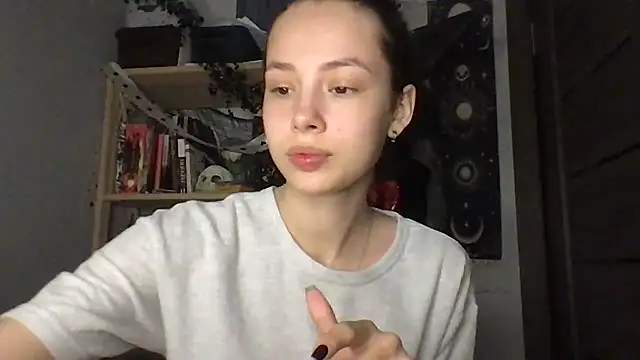 Yuna5343 online show from 02-18-26, 08:27