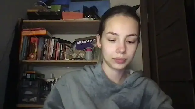 Yuna5343 online show from 11-20-25, 07:36