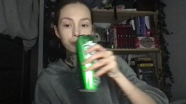 Yuna5343 online show from 04-14-26, 07:52