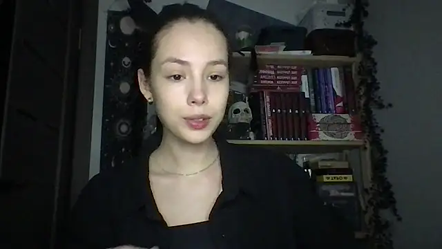 Yuna5343 online show from 04-23-26, 08:54