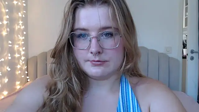 AgnesRoseCams online show from 06-30-26, 10:48