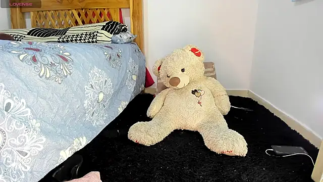 mishell- online show from 05-05-26, 12:57