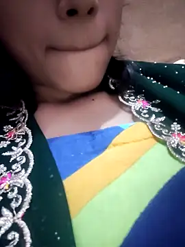 Nancy-queen online show from 04-13-26, 01:37