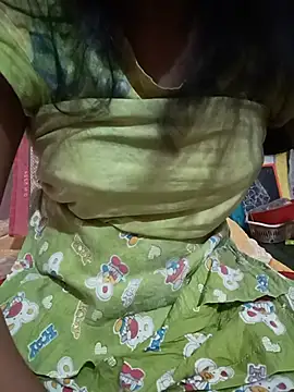 kaviyaponnu0987 online show from 07-06-26, 10:55