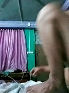 Snapshot of lilldickyyy chatting on 04-01-26, 03:42 lilldickyyy online show from 04-01-26, 03:42