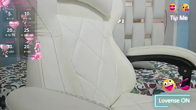 Snapshot of Katalina_red chatting on 09-11-25, 07:25 Katalina red online show from 09-11-25, 07:25