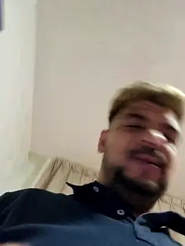 Snapshot of Alexandra23d chatting on 10-12-25, 07:48 Alexandra23d online show from 10-12-25, 07:48