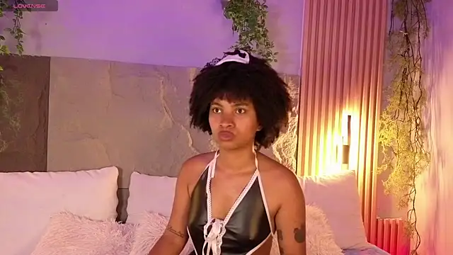 Lolalewis777 online show from 01-14-26, 08:56