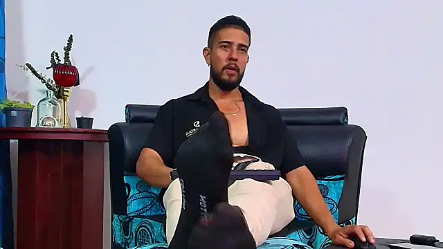 DaveSoldier online show from 10-23-25, 04:44