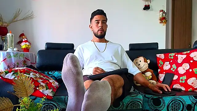 DaveSoldier online show from 12-16-25, 07:40