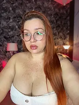 Snapshot of Bigass_curvy chatting on 06-02-26, 10:43 Bigass curvy online show from 06-02-26, 10:43