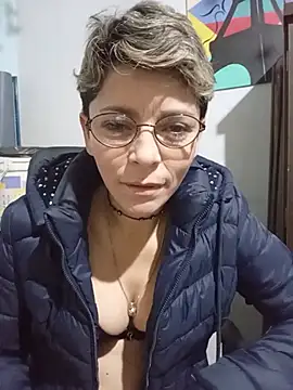 Snapshot of Lulypsicologasexual chatting on 06-01-26, 10:04 Lulypsicologasexual online show from 06-01-26, 10:04