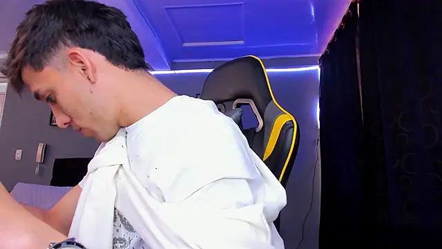 alexgiraldo   online show from 11-29-25, 01:33