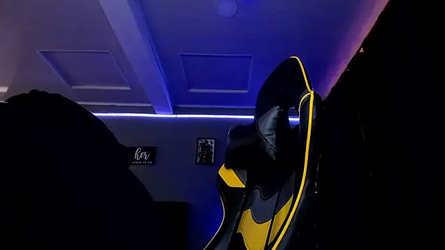 alexgiraldo   online show from 09-11-25, 12:05