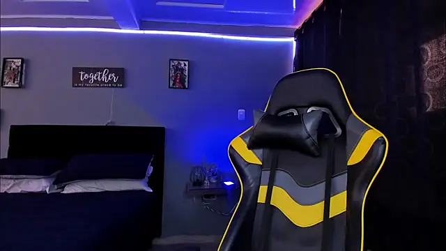 alexgiraldo   online show from 10-18-25, 02:19