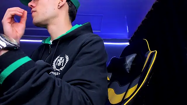 alexgiraldo   online show from 09-29-25, 12:11