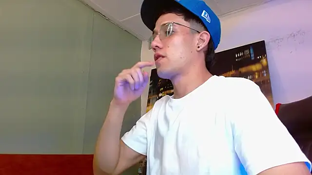 alexgiraldo   online show from 07-05-26, 03:55