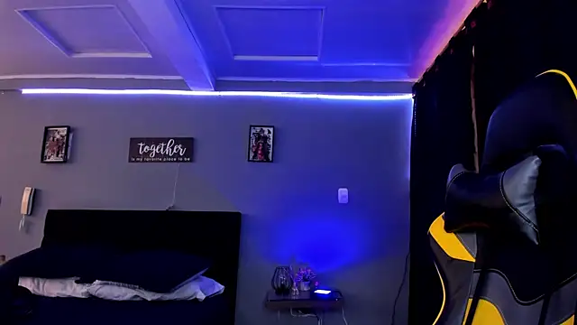 alexgiraldo   online show from 09-23-25, 12:23