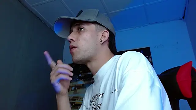 alexgiraldo   online show from 05-16-26, 11:48