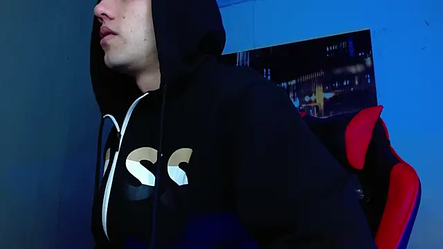 alexgiraldo   online show from 04-28-26, 11:58