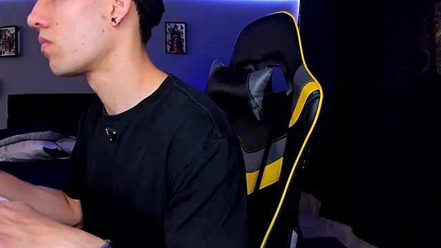 alexgiraldo   online show from 09-13-25, 01:44