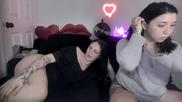 torithequeen online show from 02-11-26, 02:44