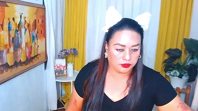 EmmaKantutera online show from 12-20-25, 11:24