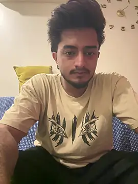 Snapshot of seenu2101 chatting on 06-19-26, 11:42 seenu2101 online show from 06-19-26, 11:42