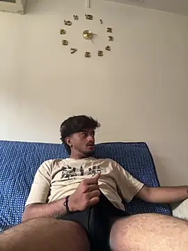 Snapshot of seenu2101 chatting on 06-29-26, 10:00 seenu2101 online show from 06-29-26, 10:00