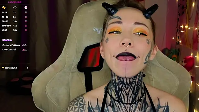 Snapshot of bunnykellyyy chatting on 02-27-26, 07:03 bunnykellyyy online show from 02-27-26, 07:03