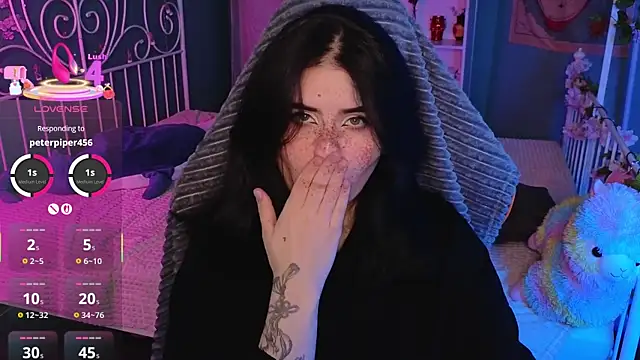 Dark Shine online show from 11-22-25, 05:39