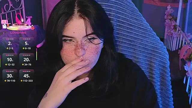 Dark Shine online show from 11-20-25, 06:14