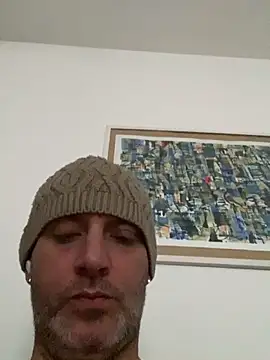 Maurinho3005 online show from 11-20-25, 08:15