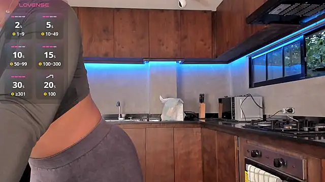 alisonn moon online show from 10-17-25, 10:44