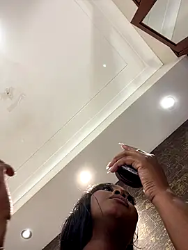 alisonn moon online show from 10-23-25, 10:19