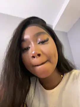 alisonn moon online show from 10-18-25, 11:51