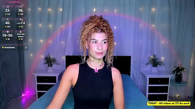 Evolet Bee online show from 04-13-26, 01:48