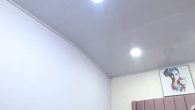 AriannaAdames online show from 04-04-26, 12:34