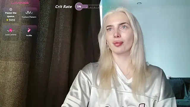 Snapshot of SpaceMarsi chatting on 10-06-25, 05:52 SpaceMarsi online show from 10-06-25, 05:52