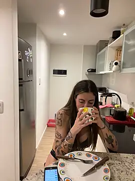 ferchule7 online show from 11-11-25, 10:47