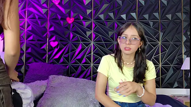 Snapshot of Naughty_Couple83 chatting on 04-22-26, 05:31 Naughty Couple83 online show from 04-22-26, 05:31