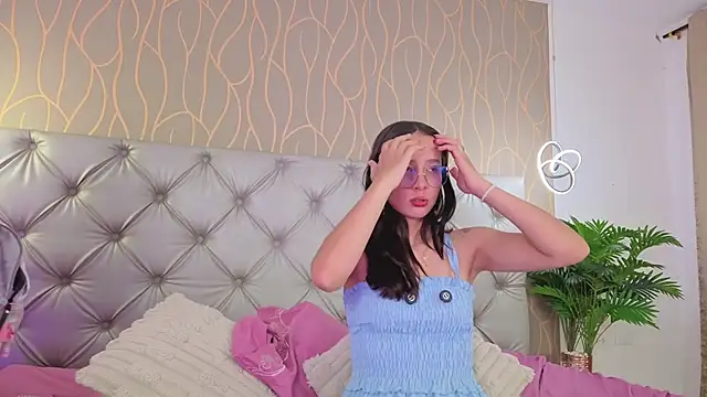 Naughty Couple83 online show from 06-18-26, 07:19