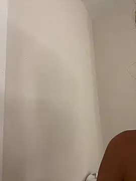 jade nassar online show from 10-22-25, 01:10