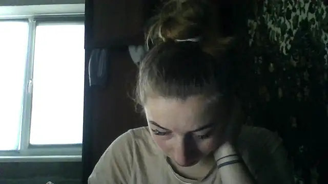 Snapshot of Kitten36 chatting on 09-23-25, 02:46 Kitten36 online show from 09-23-25, 02:46