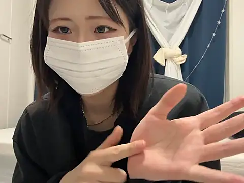 Snapshot of kabikabi_makaron chatting on 03-25-26, 03:55 kabikabi makaron online show from 03-25-26, 03:55