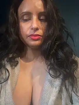 Angelaarayexx online show from 02-22-26, 10:39