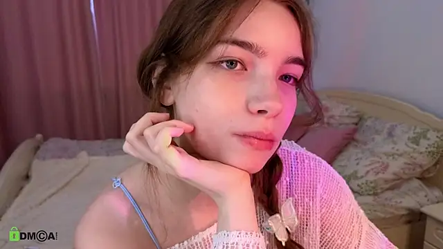 Evi Brook online show from 04-18-26, 01:24