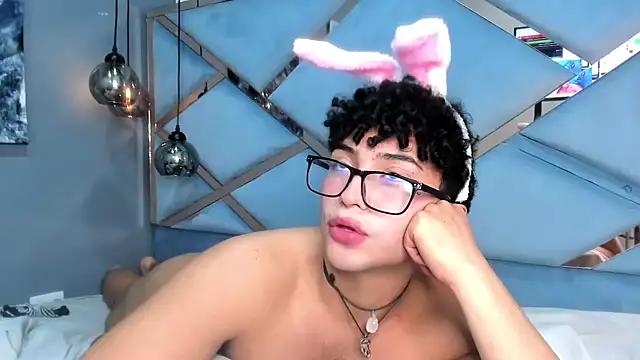 Valentin0 3 online show from 11-06-25, 09:08